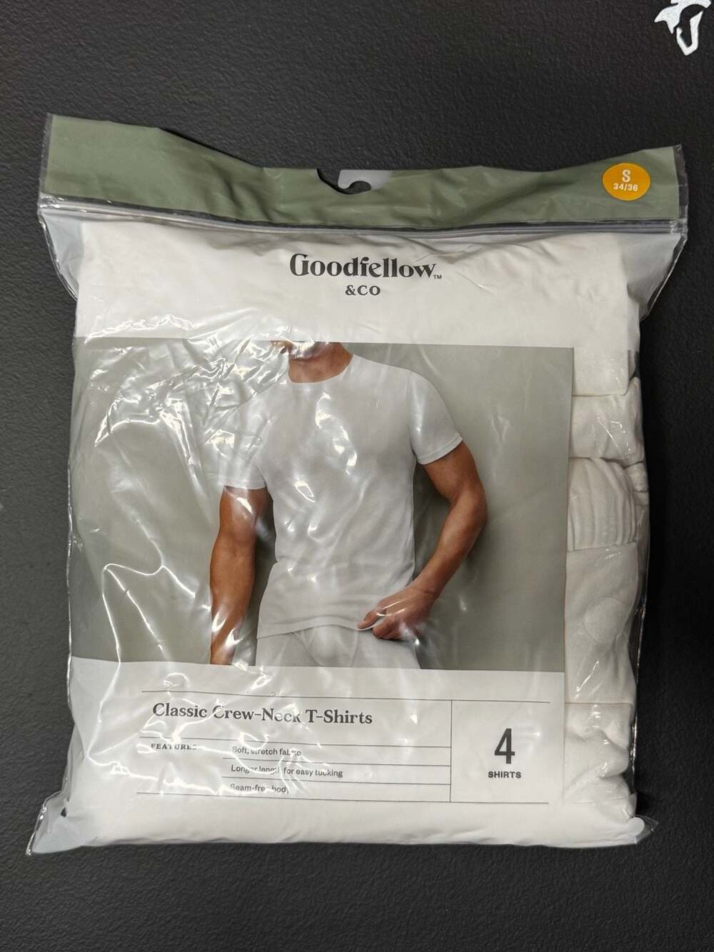 MT4 Goodfellow & Co 4-Pack Classic Crew-Neck T-Shirts, White, Small, NWT